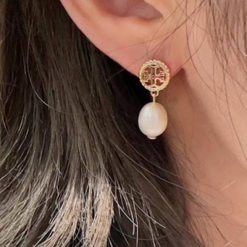 Tory Burch pearl Earrings