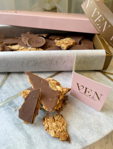 Almond Chips Box