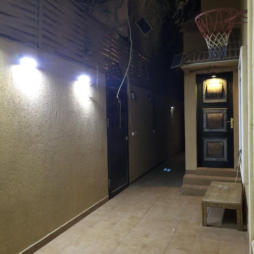 لمبة طاقة شمسية بحساس حركة للإضاءة التلقائية للأبو...