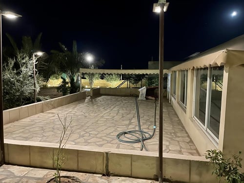 لمبة طاقة شمسية بلوح طاقة شمسي مدمج تعمل كامل اللي...