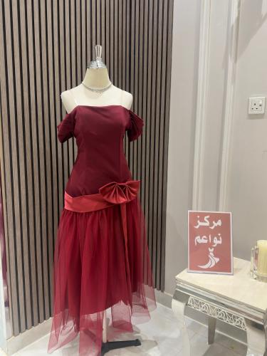 فستان ناعم ميد