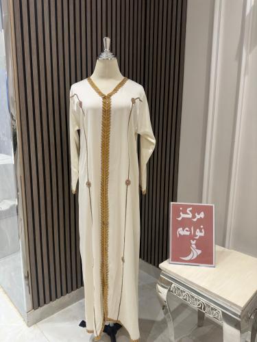 جلابيه ناعم مطرز