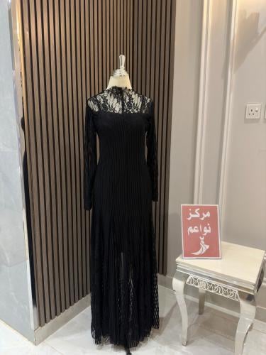 فستان دانتيل مقلم