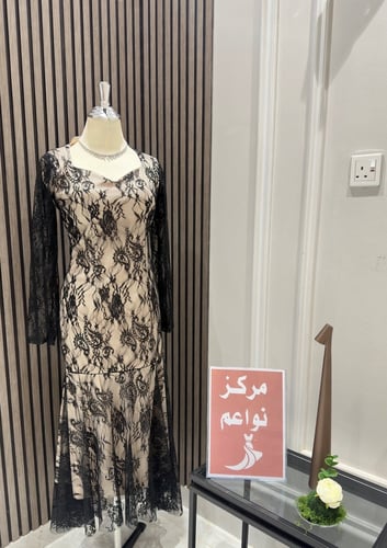 فستان ناعم دانتيل