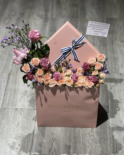 كيس شوكلت هانوفريان مع ورد