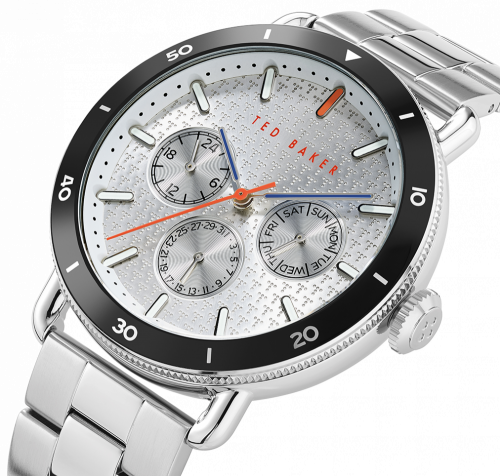 ساعة تيد بيكر