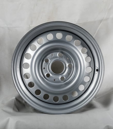 مرسيدس (60) 5 مسمار مقاس 15