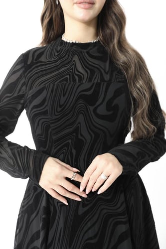 فستان شامواه على شيفون مبطن بقصة كلوش