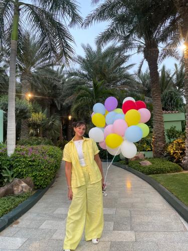 قميص كم قصير اصفر