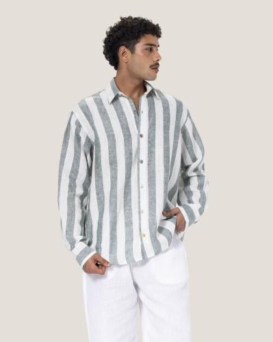 قميص اخضر مخطط