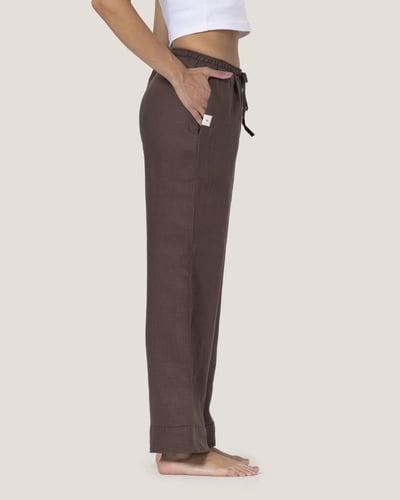 بنطلون بني غامق