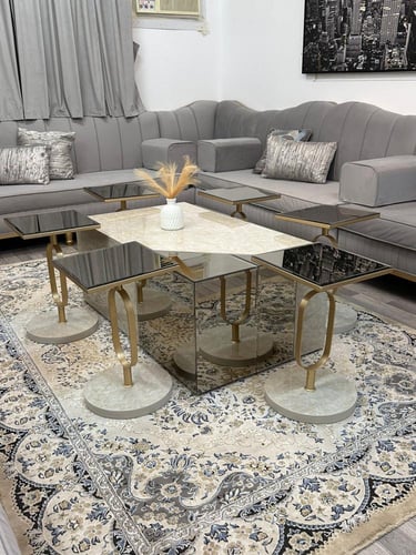 طقم طاولات ضيافه مع 6طاولات خدمه