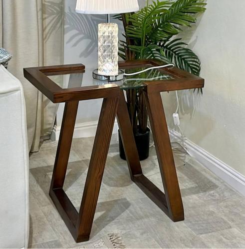 زاوية خشب سنديان زجاج شفاف