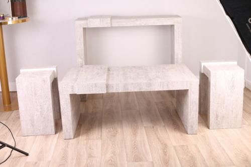 طقم طاولات مع مدخل بديل رخام