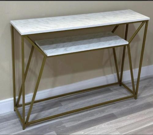 مدخل دورين سطح خشب بديل رخام