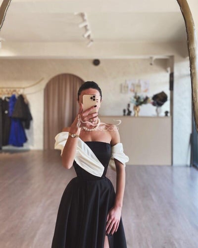 فستان كلاسيكي اسود كلوش طويل