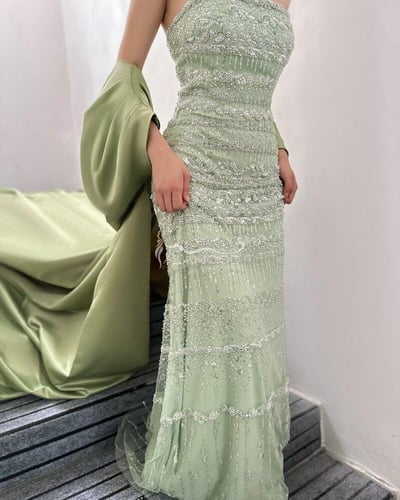 فستان سهرة شك فخم بتصميم بيج - اخضر مع تطريز كلفة...