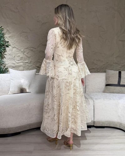 فستان للعيد ساتر وفخم