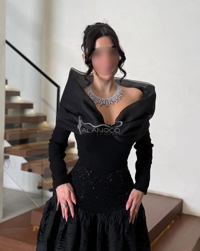 فستان ماقلا أسود فاخر بتصميم أنيق