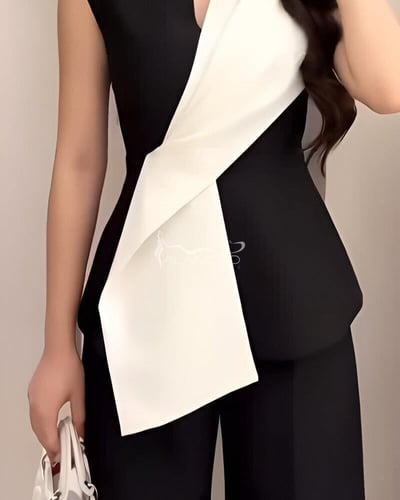 جمبسوت انيقات العيد بلون اسود على ابيض الصدر