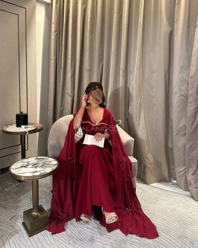 فستان نوف فاشن بلون عودي لامع بأكمام طويلة أنيقة