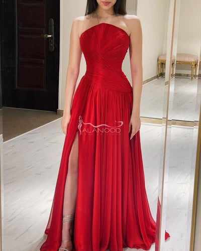 فستان ناعم أحمر