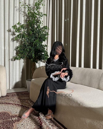 فستان تغريد سهره أسود أنيق بتصميم فاخر ومريح