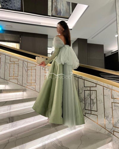 فستان سهره فخم اسود مع اكمام كرستال