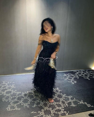 فستان سهرة كحلي واسود بريش بكلفة شك - العنود: جمال...