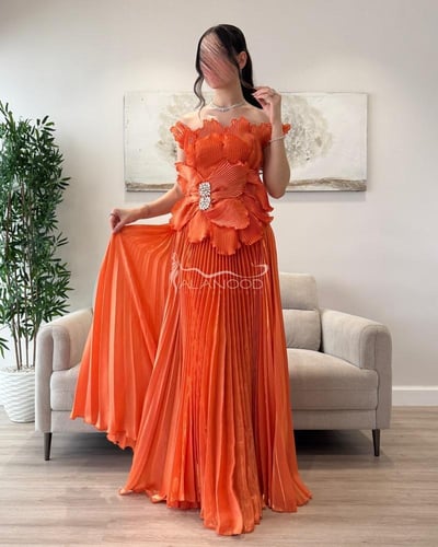 فستان وفاء بلون برتقالي سهرة ومناسبات