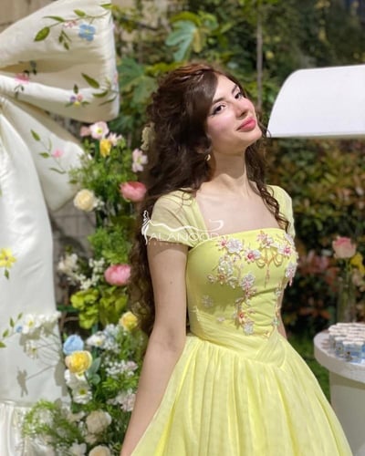 فستان ريم أصفر أنيق - إطلالة ساحرة ومريحة لكل المن...