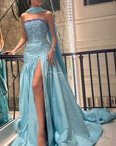 فستان سهرة تيفاني بتصميم أنيق وجذاب بتطريز خامة شا...