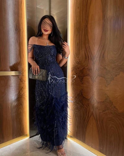 فستان سهرة كحلي واسود بريش بكلفة شك - العنود: جمال...