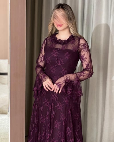 فستان بنفسجي دانتيل ناعم