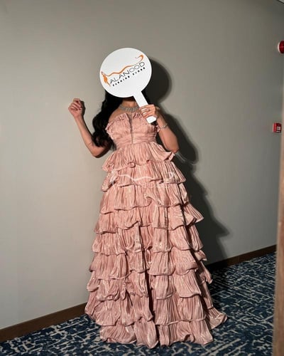 فستان سهرة طبقات مميز