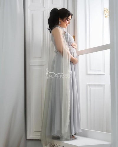 فستان حوامل أنيق رمادي للاعراس