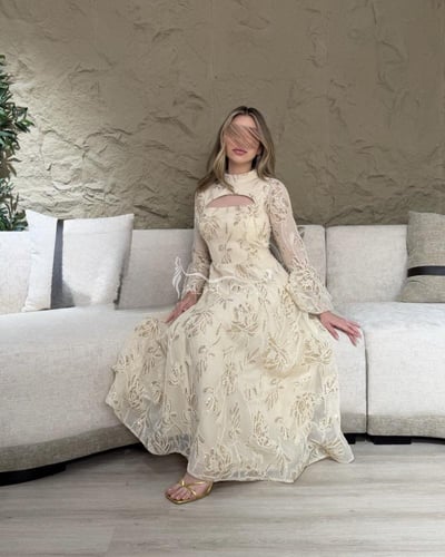 فستان للعيد ساتر وفخم