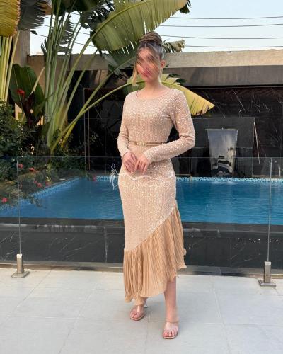 فستان ساتر ترتر لامع مميز