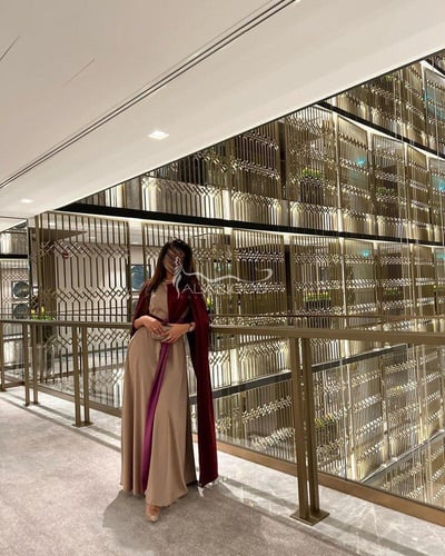 فستان جمبسوت حرير بتصميم فخم