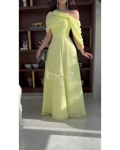 فستان ياسمين بلون ليموني وفوشي بتصميم أنثوي أنيق