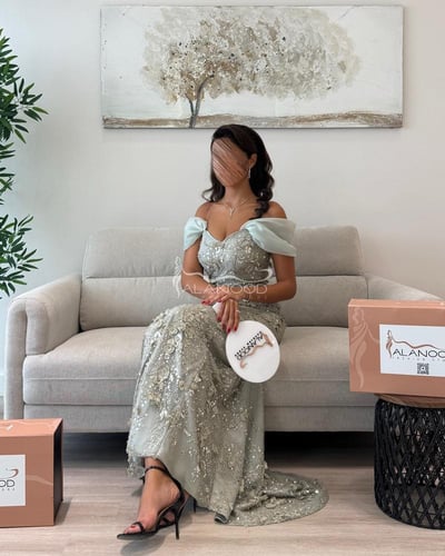 فستان تيفاني بكلفة سهرة