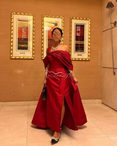 فستان سهره احمر بتصميم أنيق وراقي