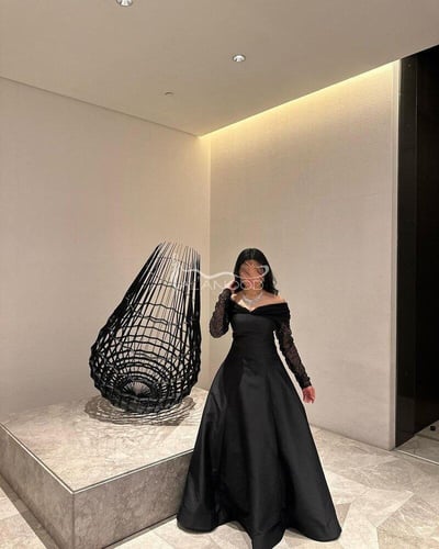 فستان سهرة أسود