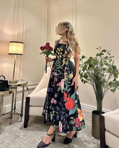 فستان مطرز تشجير بطابع الزهور