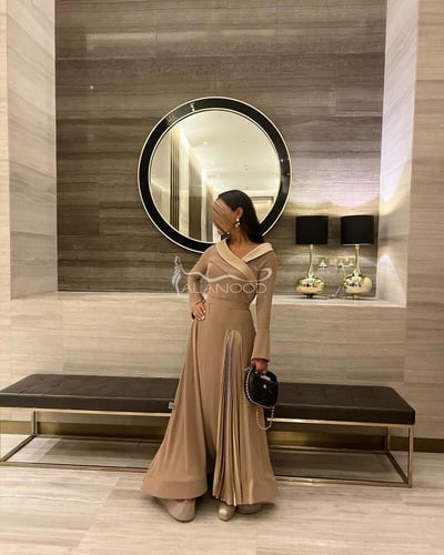 فستان سهرة ساتر وأنيق ثلاث الوان