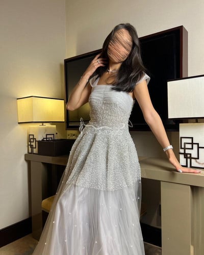 فستان سارة سهرة ومناسبات بكلفة فاخرة بتصميم مطرز أ...