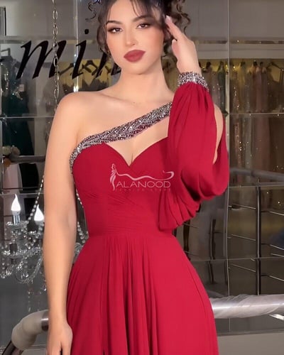 فستان سهرة التألق وخطف الأنظار