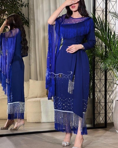 فستان مزون نيلي بتطريز يدوي للأمهات والعرائس والمن...