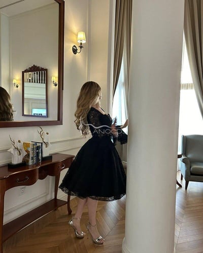 فستان لميس الأسود الأنيق