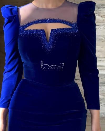 فستان مخمل أزرق و أسود كوليكشن شتوي مطرز 2025